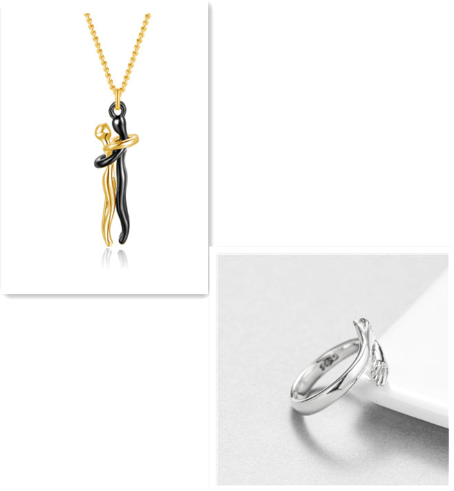 Hug Necklace